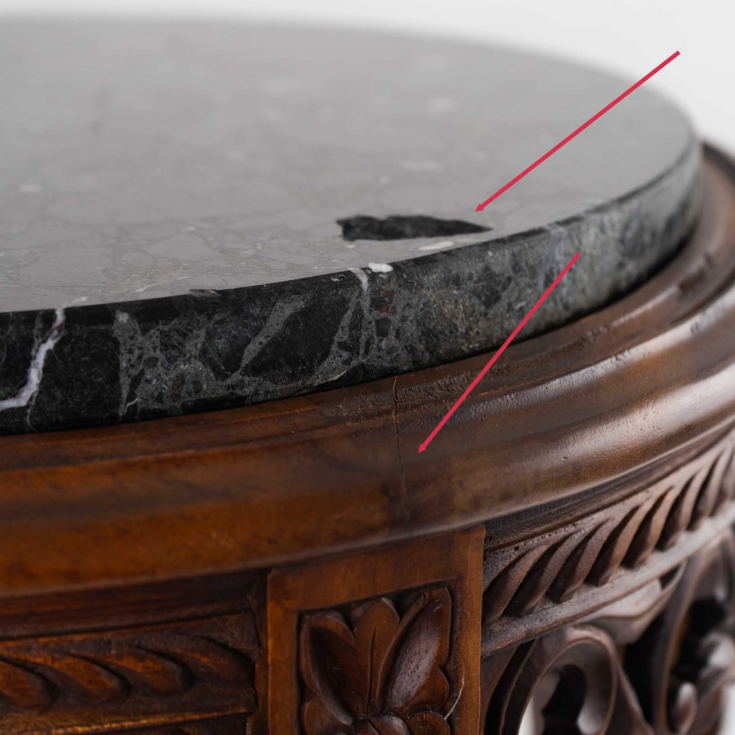 Vintage mahogany wood side table with round dark black and green marble inlay center piece in French antique style