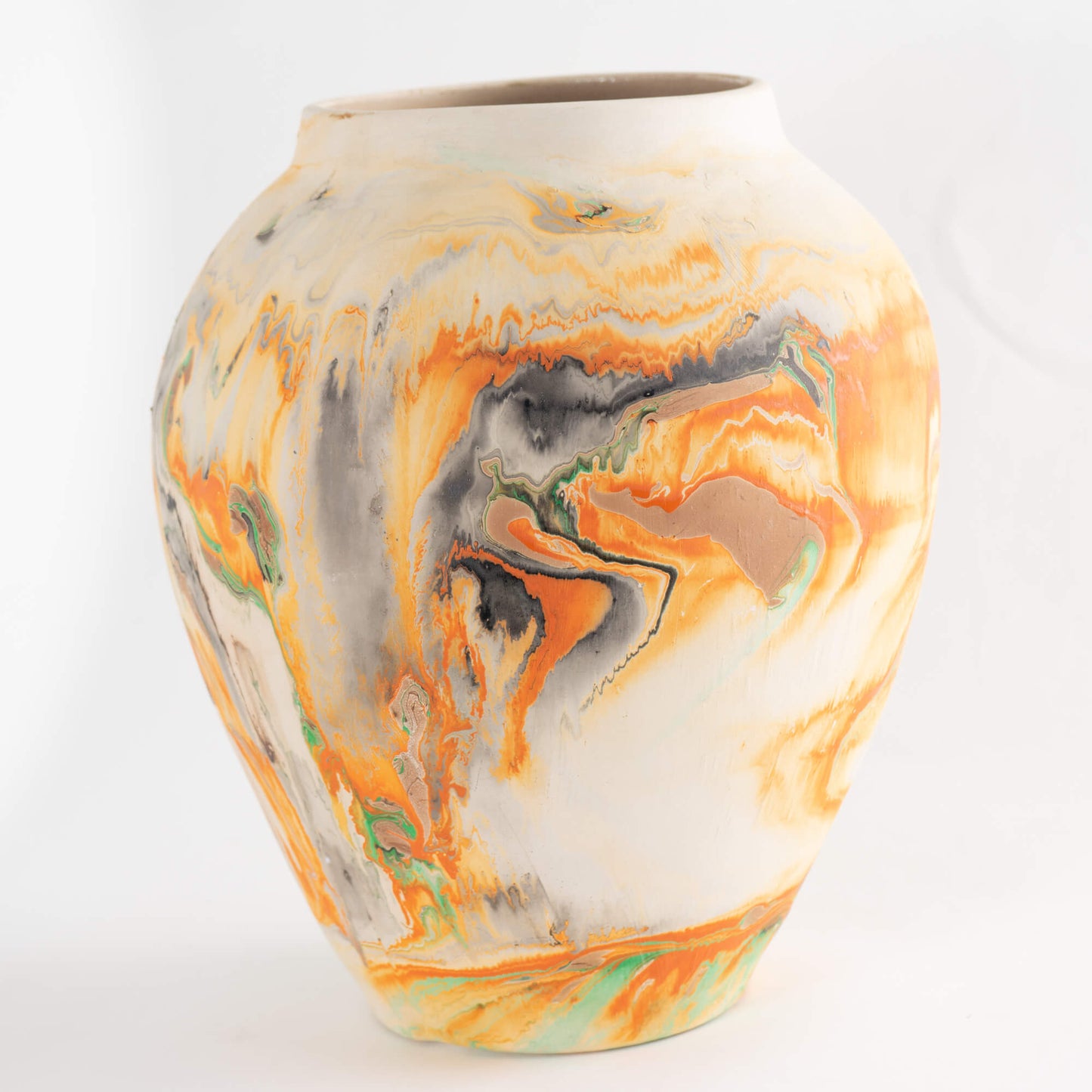 Load image into Gallery viewer, Vintage Monumental Nemadji Pottery Vase 
