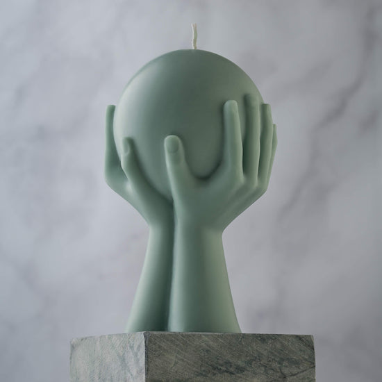 Load image into Gallery viewer, Selene Moon Goddess Sculpture Candle In Green Jasper
