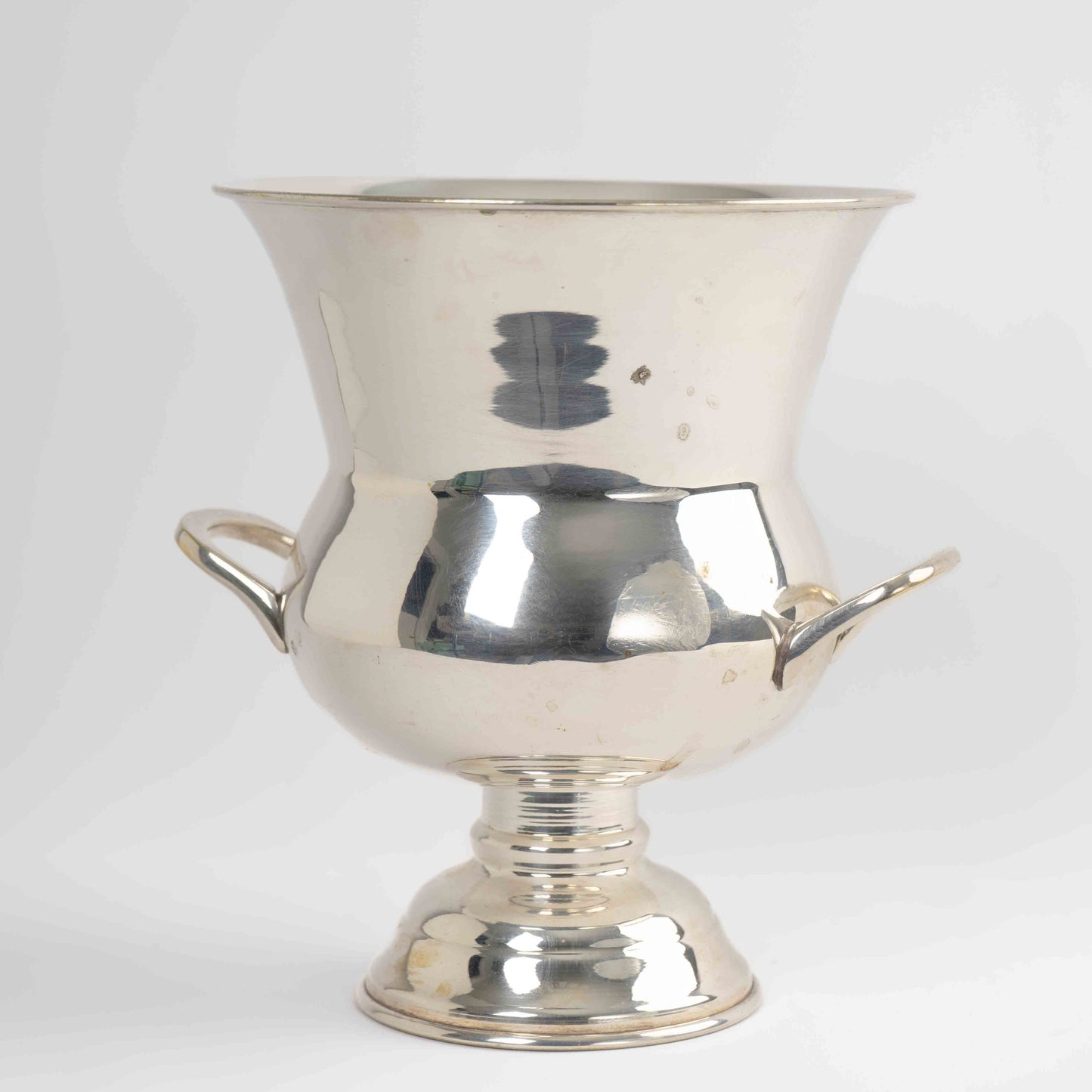 Vintage Leonard silver plate modernist ice bucket with twin handles