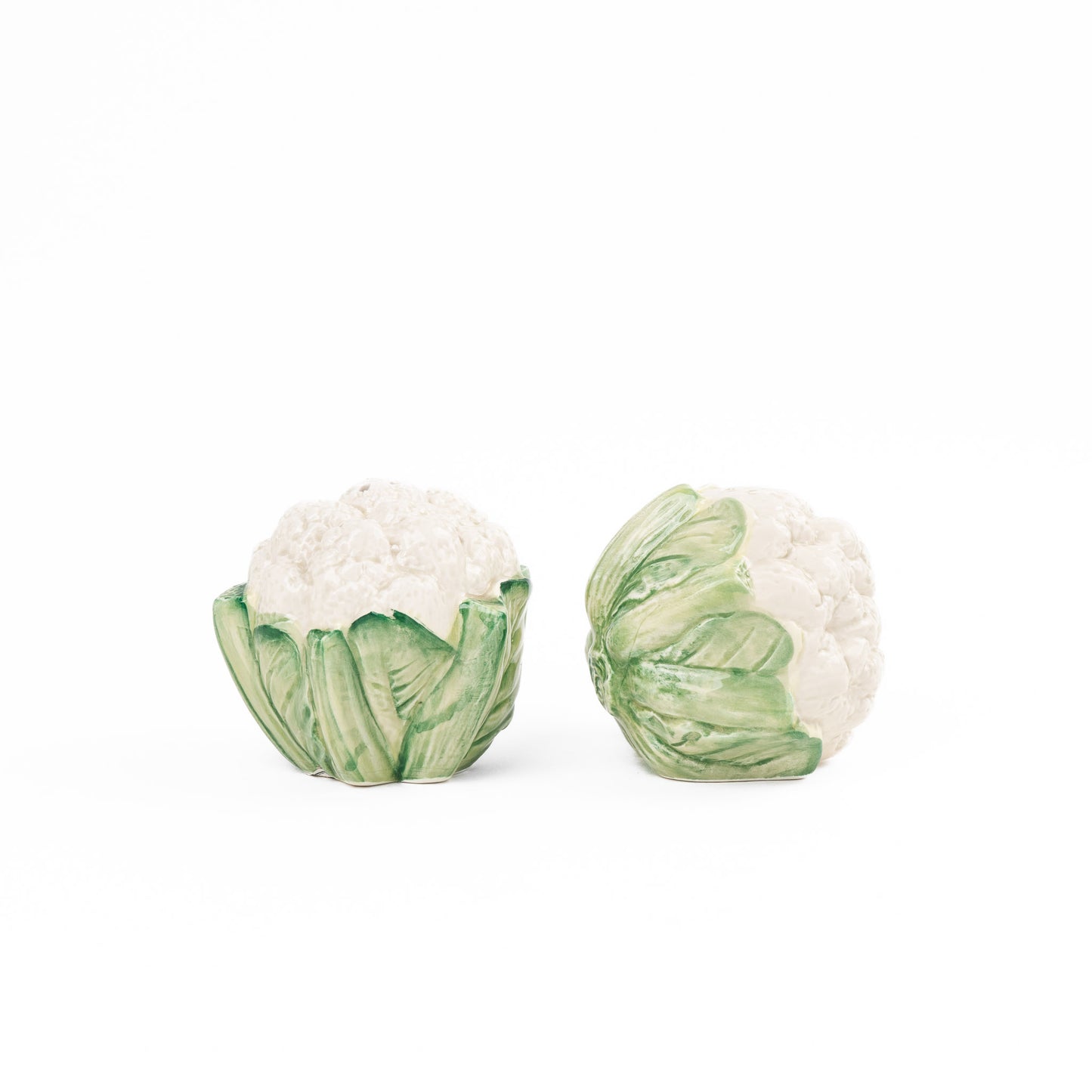 Vintage Fitz and Floyd majolica ceramic cauliflower salt and pepper shakers from 1989, featuring detailed botanical sculpting and lustrous glazed finish