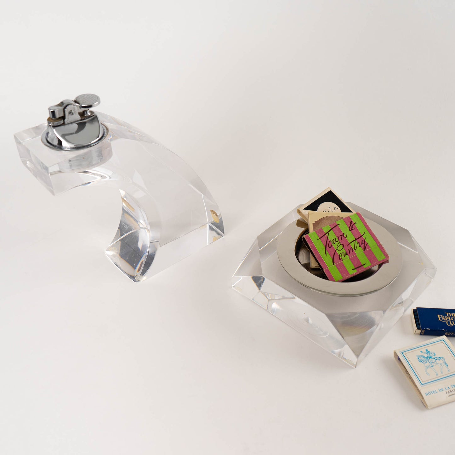 vintage ritts co. astrolite lucite table lighter and ashtray set