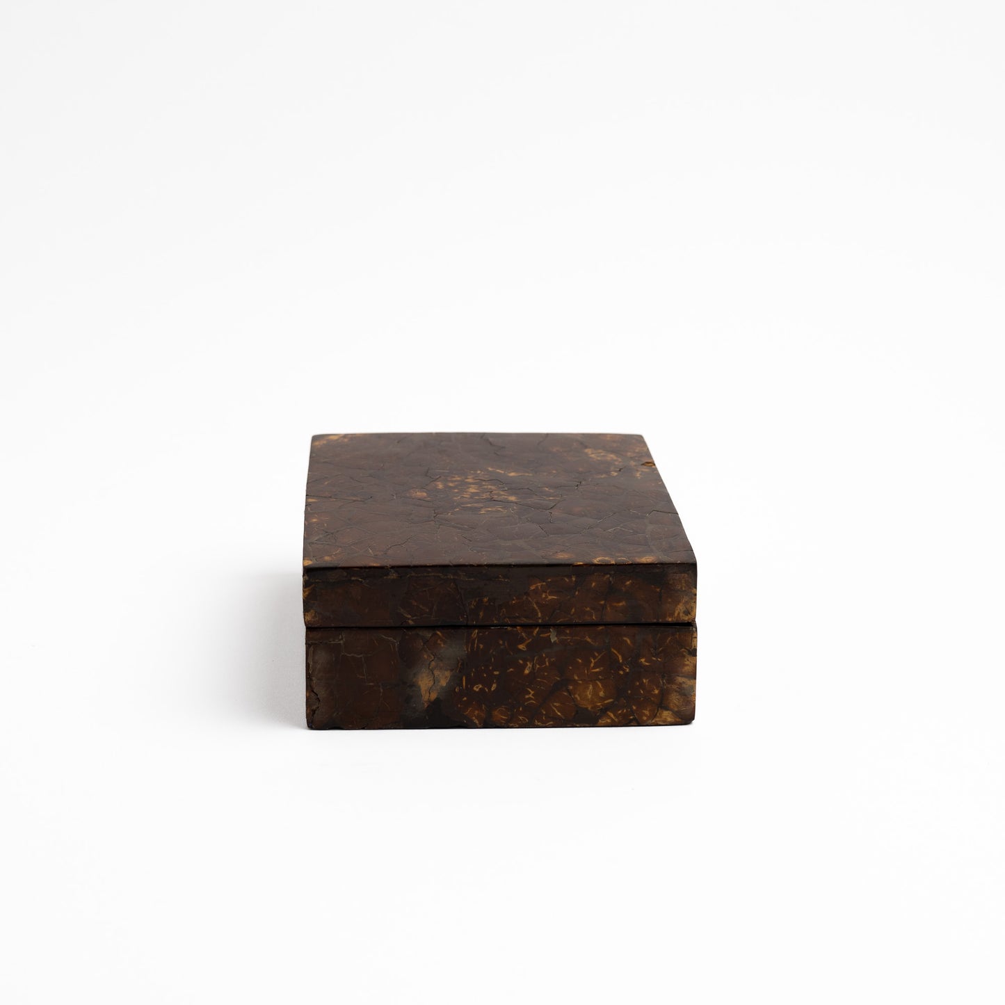 Vintage rectangular brown tessellated coconut shell lidded box 