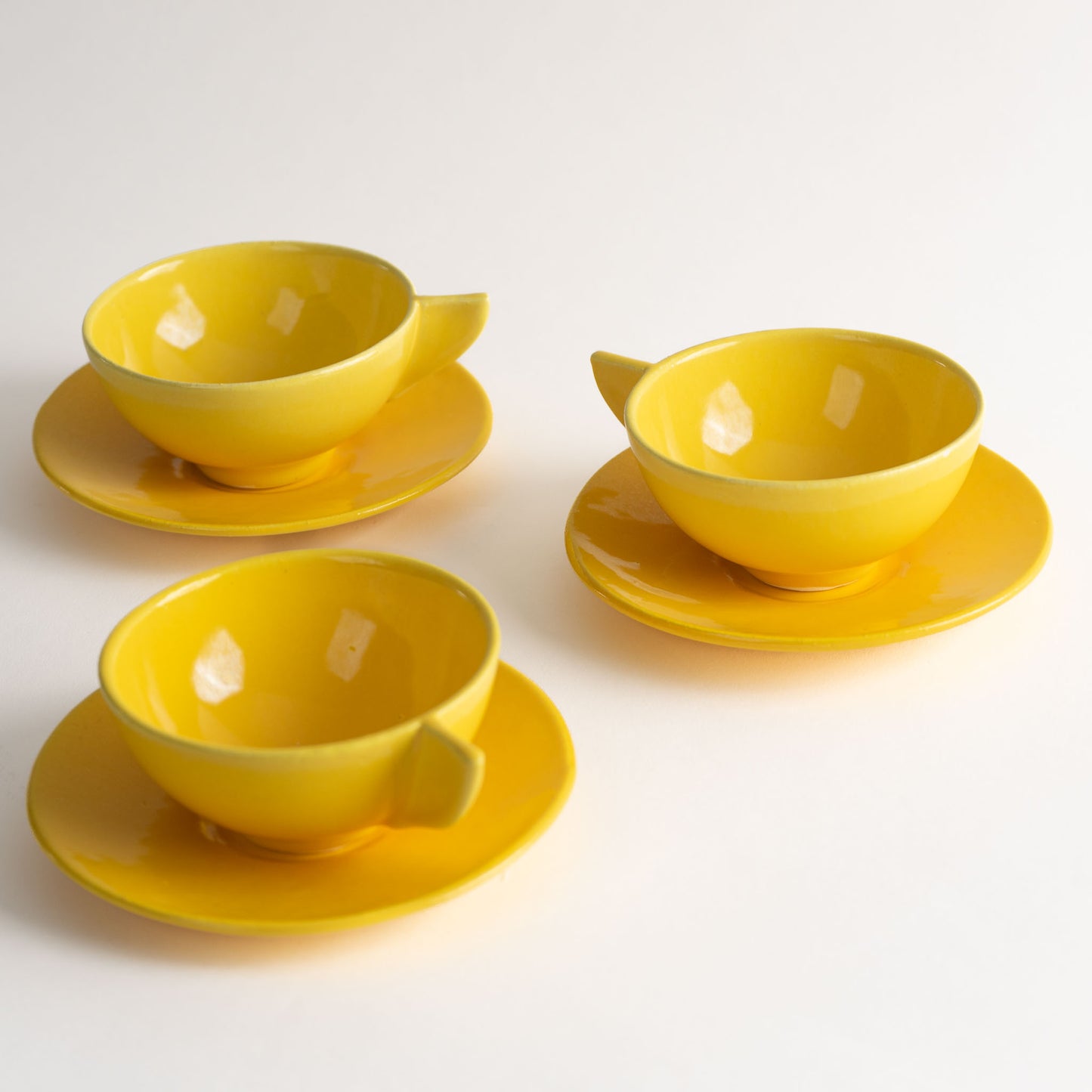 Vintage Mid-Century Modern Yellow Triangle-Handle Coffee Cups and Saucers - SALINS STUDIO FRANCE