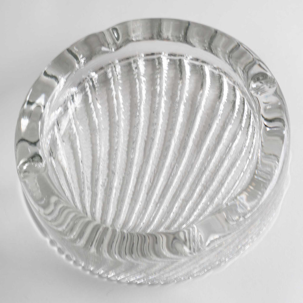 
                      
                        Vintage Shell Glass Ashtray Catchall
                      
                    
