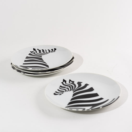 Load image into Gallery viewer, Vingage Fitz and Floyd Zebra Dessert Plate
