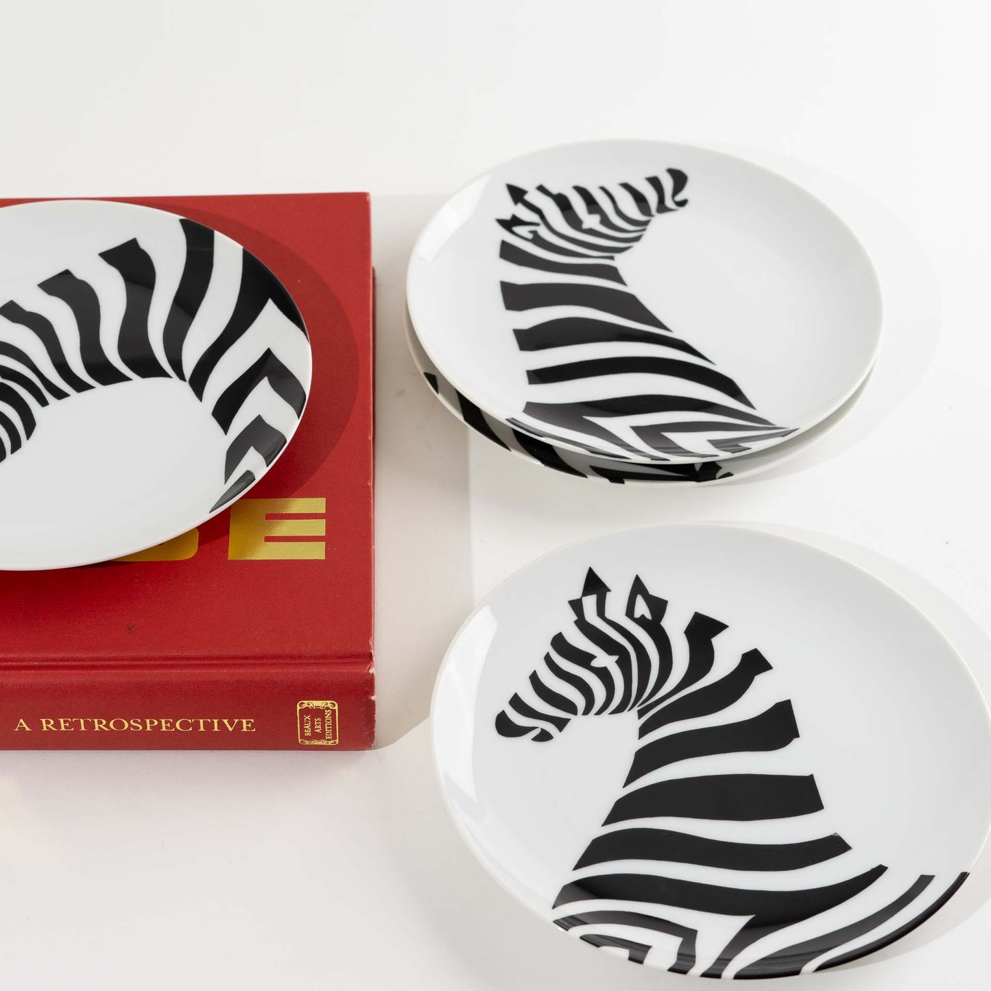 Load image into Gallery viewer, Vingage Fitz and Floyd Zebra Plates - Set of 4
