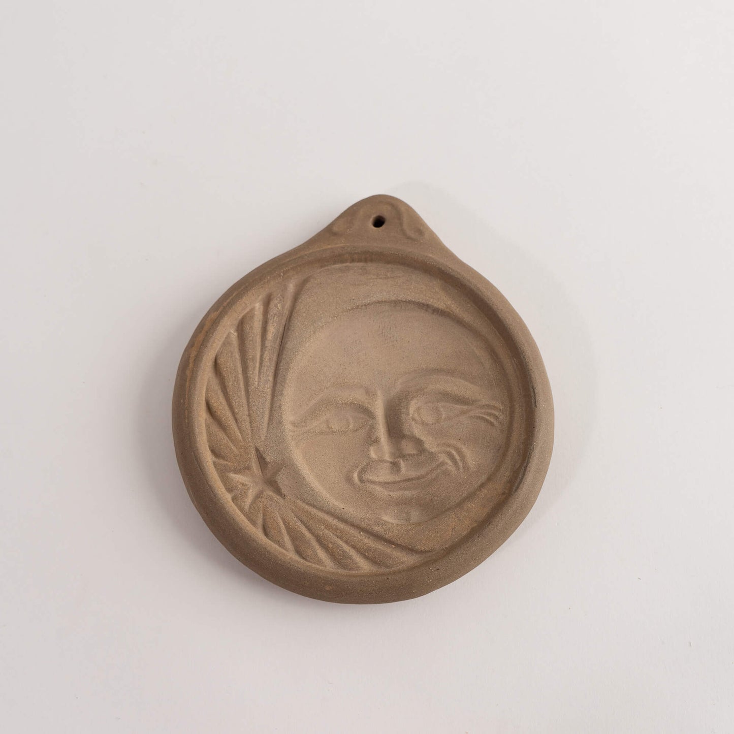 Load image into Gallery viewer, Vintage Hartstone Celestial Cookie Mold Full moon face and star
