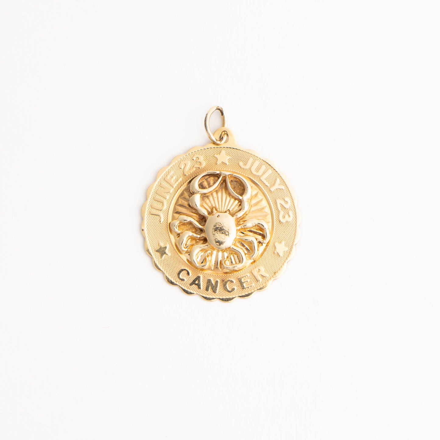 vintage 14k gold cancer zodiac pendant - scalloped edge crab design