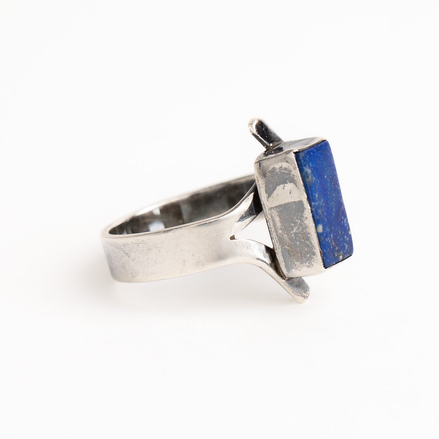 vintage sterling silver ring with rectangular lapis lazuli - size 9