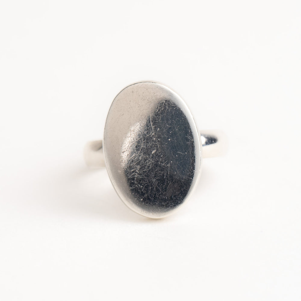 
                  
                    vintage sterling silver oval statement ring - size 9
                  
                