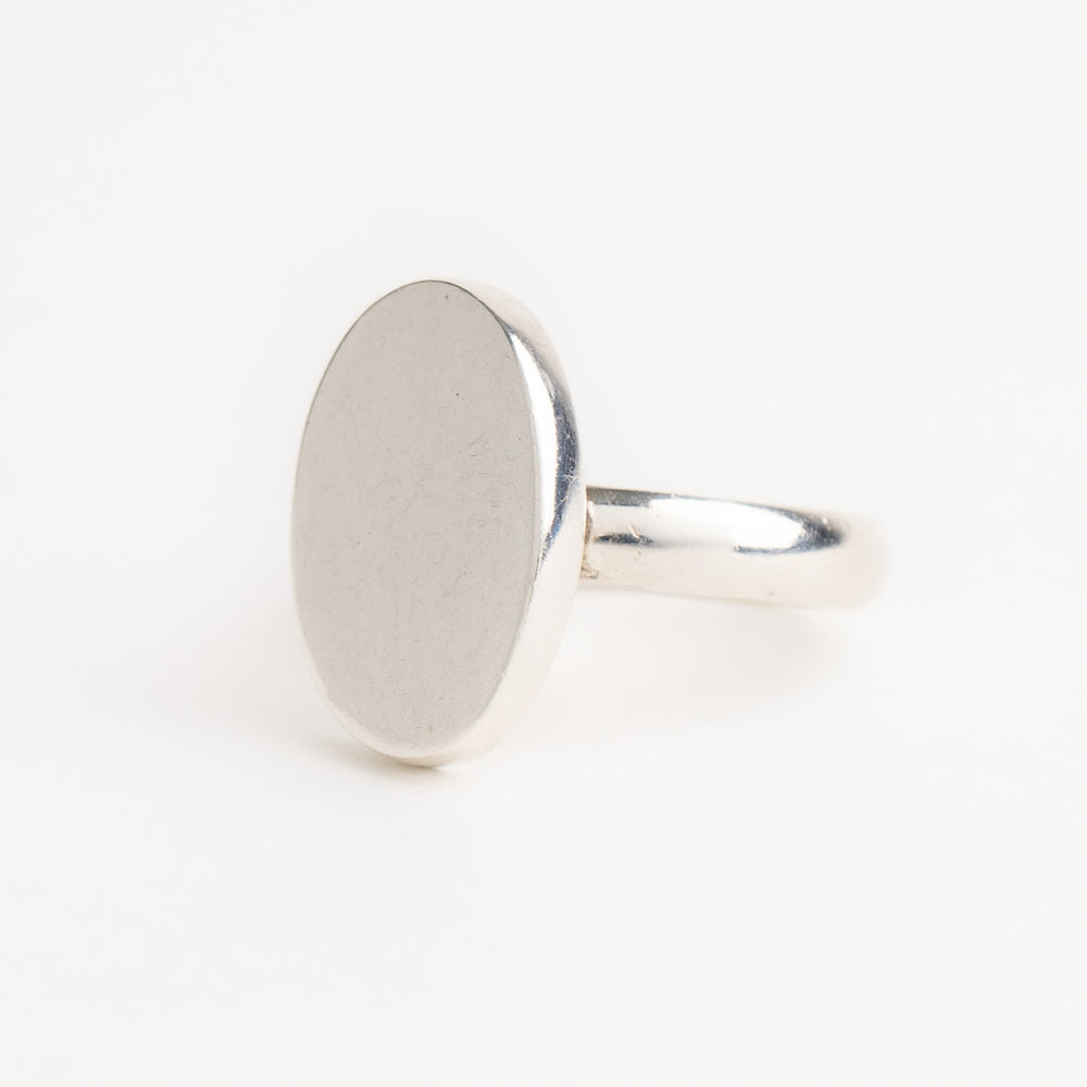 
                  
                    vintage sterling silver oval statement ring - size 9
                  
                