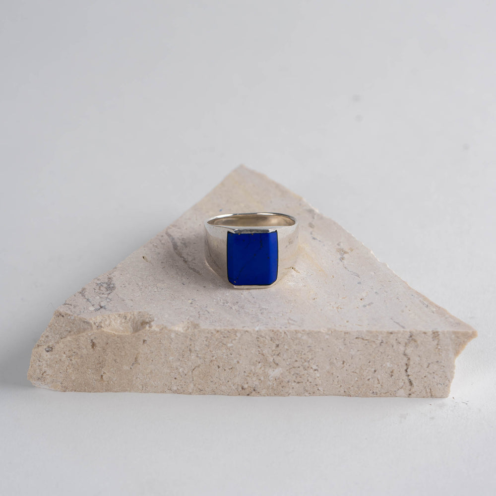 
                  
                    mens vintage sterling silver lapis statement ring - size 12.5
                  
                