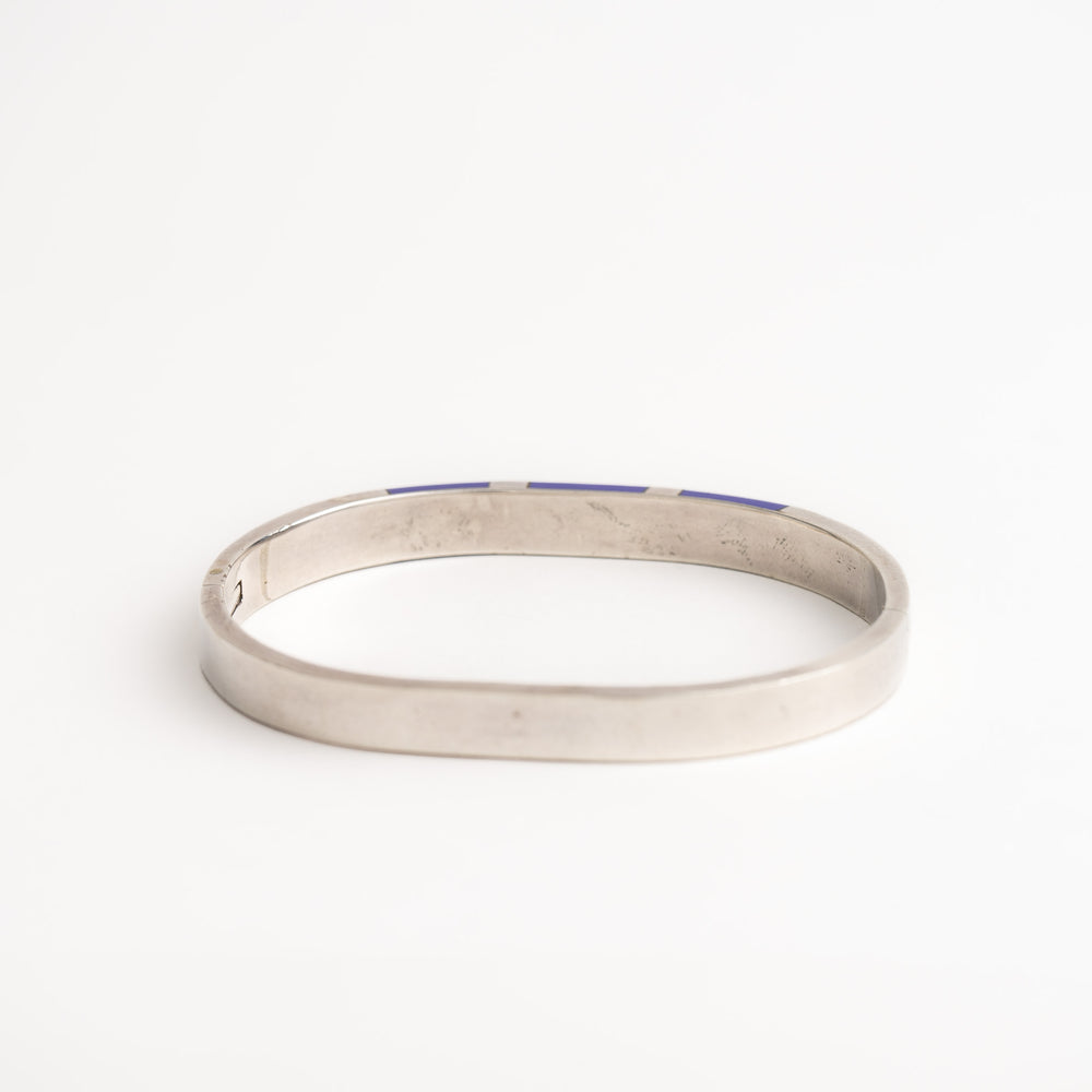 
                  
                    vintage mexican sterling silver and lapis lazuli hinged cuff bracelet
                  
                