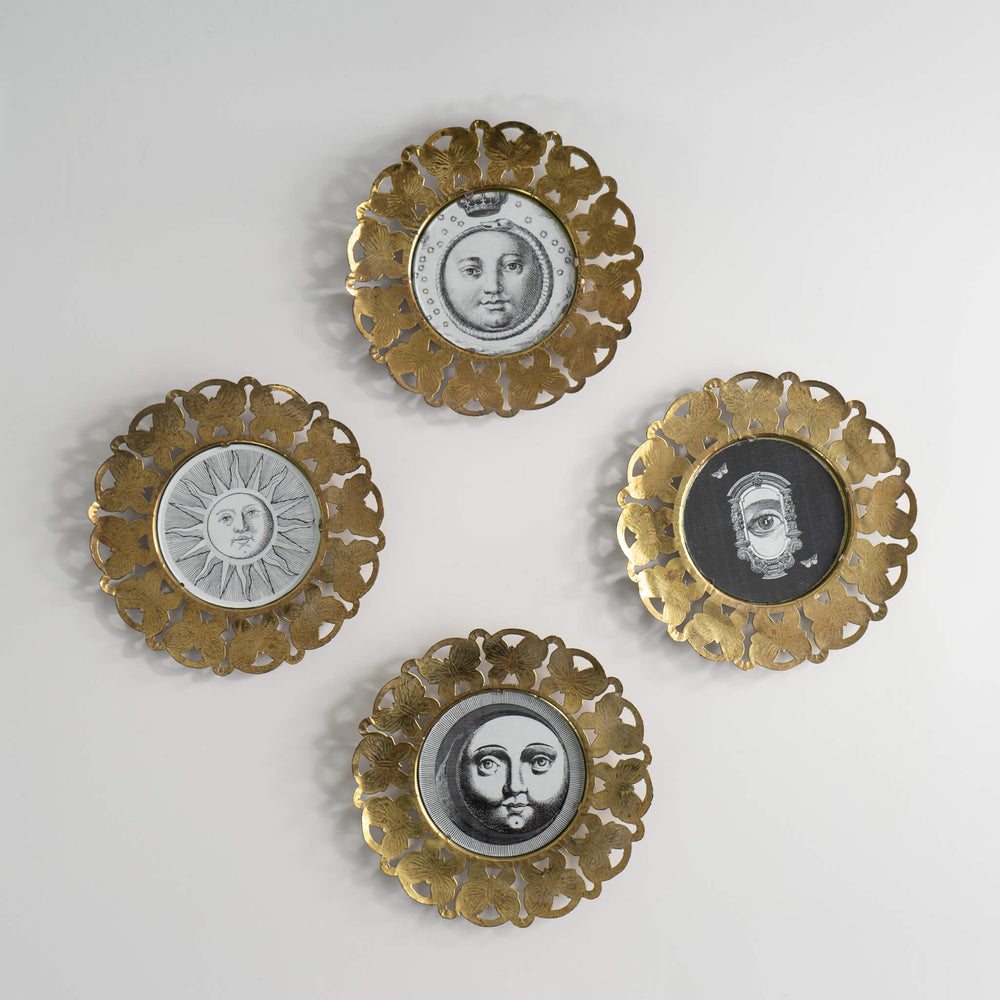 
                  
                    Vintage Round Brass Butterly Edge Frames 
                  
                